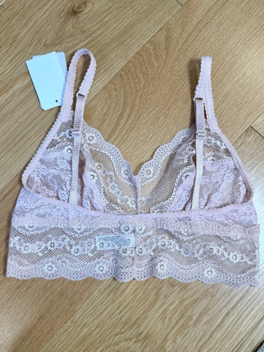 NWT‎ b.tempt'd by Wacoal Sz SM (32 A/B) Rose Smoke Nude Lace Kiss Bralette - Picture 4 of 7